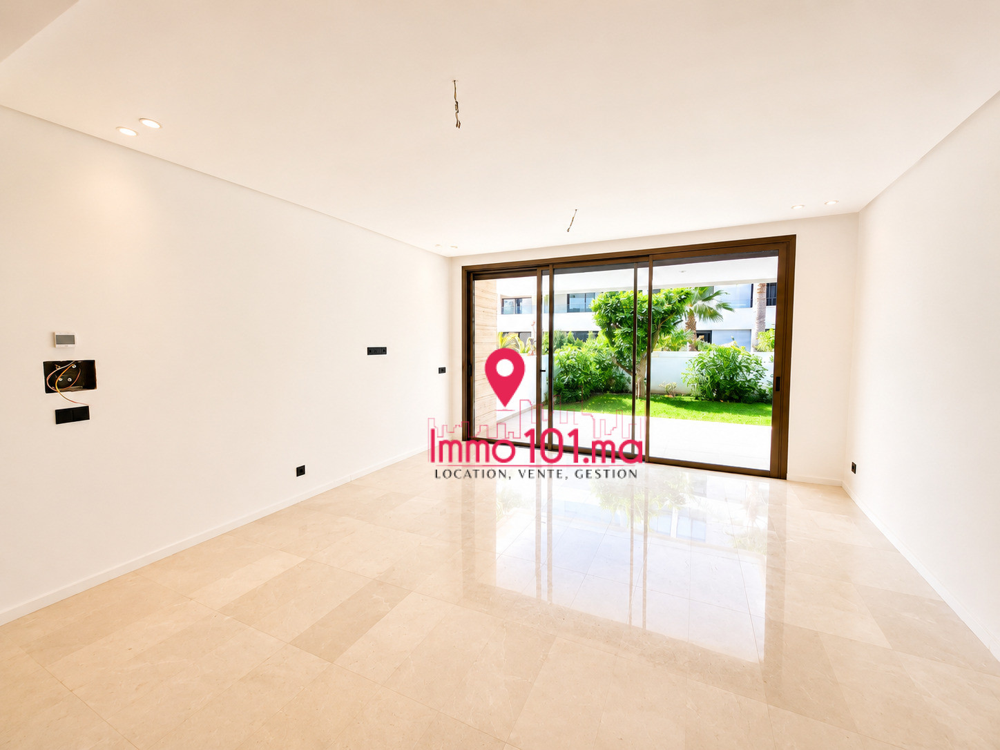 Location appartement neuf à l’Orangeraie – Souissi SILAV2475